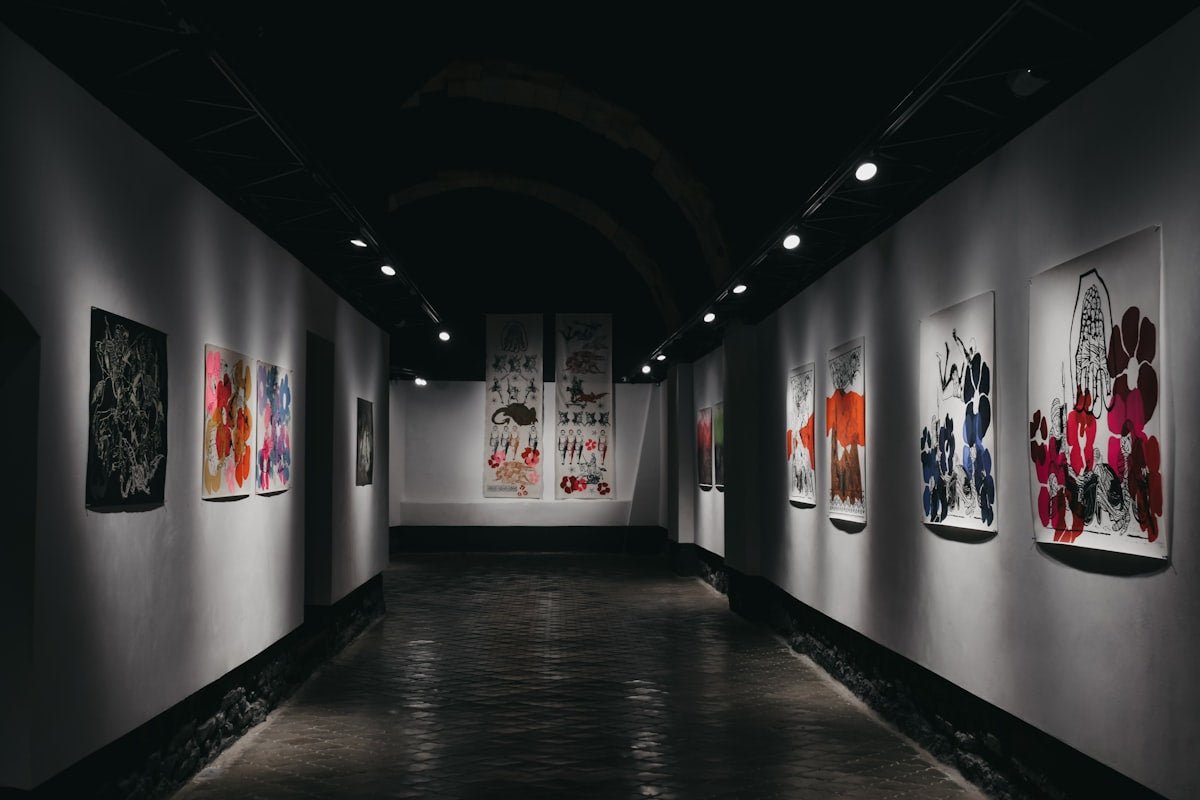 How to Value Your Art Collection: A Practical Appraisal Guide - Gauntlet Gallery