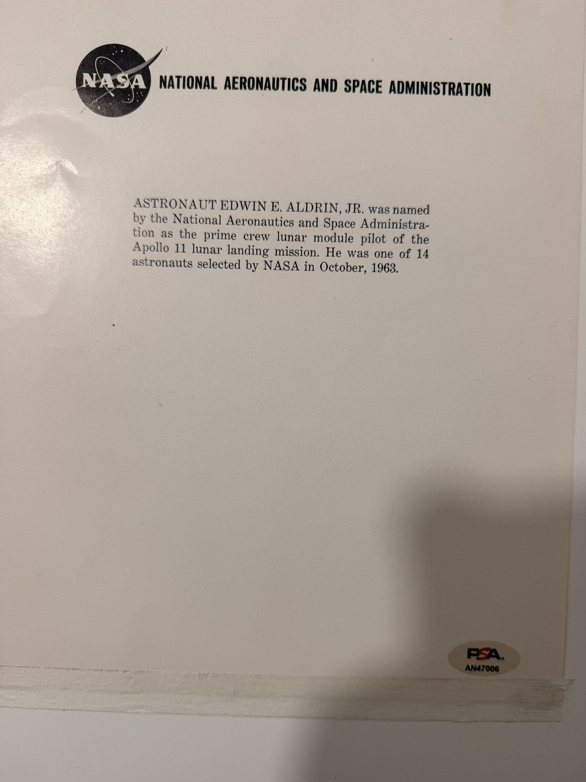 Buzz Aldrin Signed Nat Geo Cut Framed Apollo 11 Display JSA AE72804
