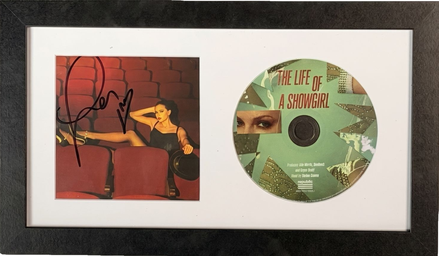 Taylor Swift Signed CD 'The Life of a Showgirl' Framed Display with Photo