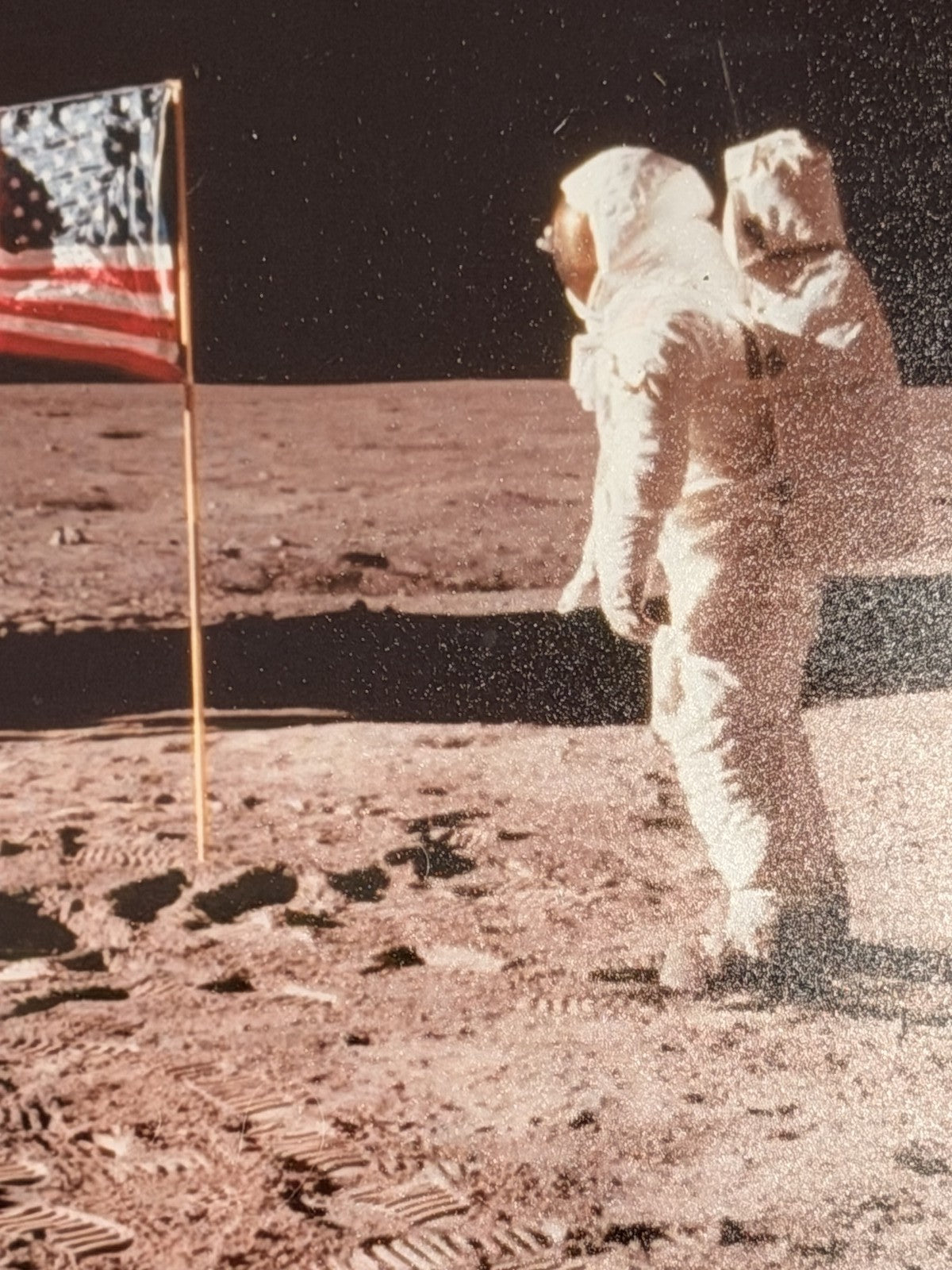 Buzz Aldrin Signed Nat Geo Cut Framed Apollo 11 Display JSA AE72804