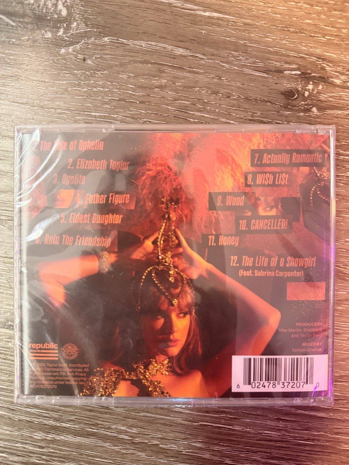 Taylor Swift The Life of a Showgirl CD Signed Photo New Sealed