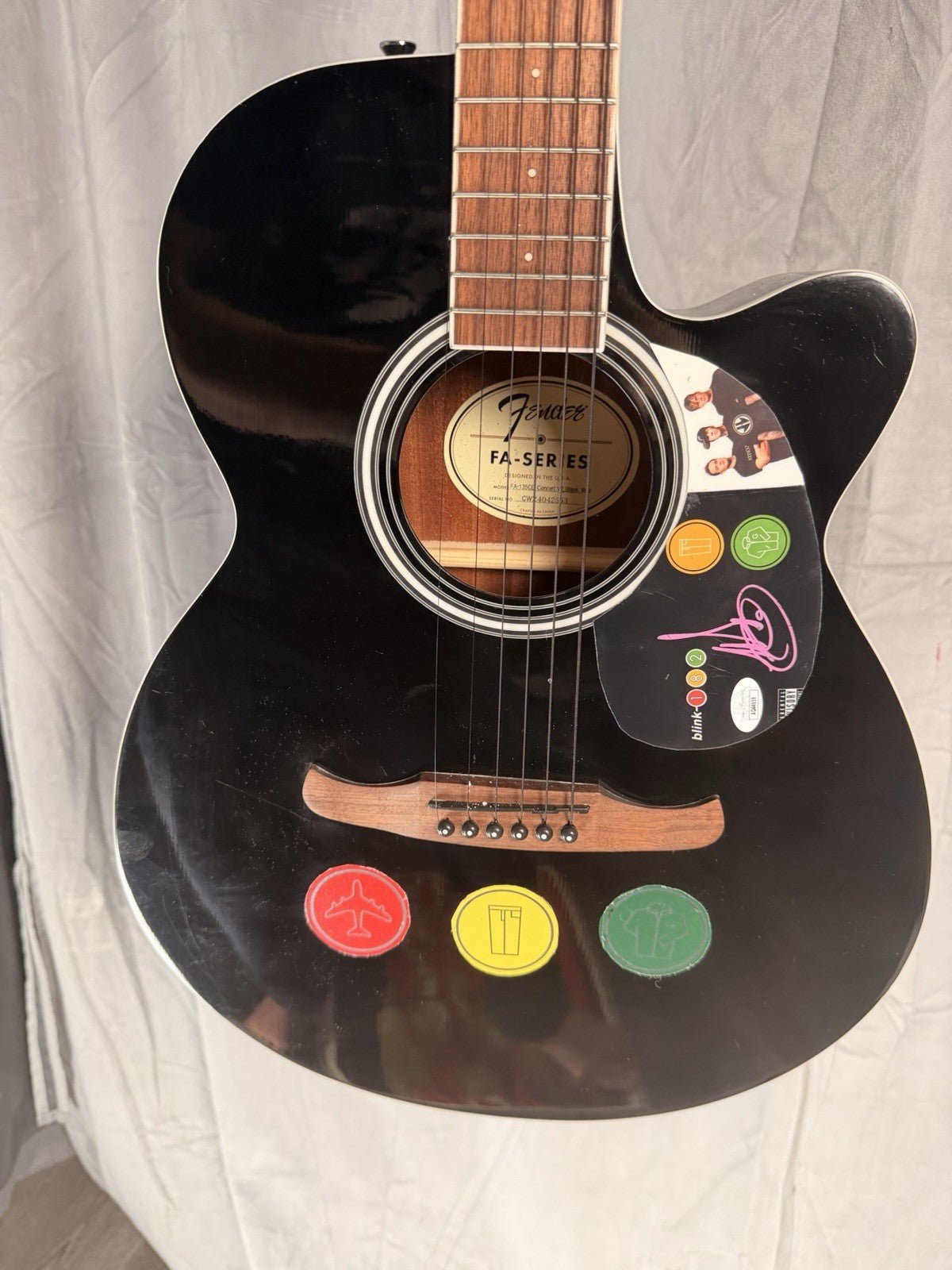 Mark Hoppus — Fender Acoustic Guitar - Blink - 182 - Gauntlet Gallery