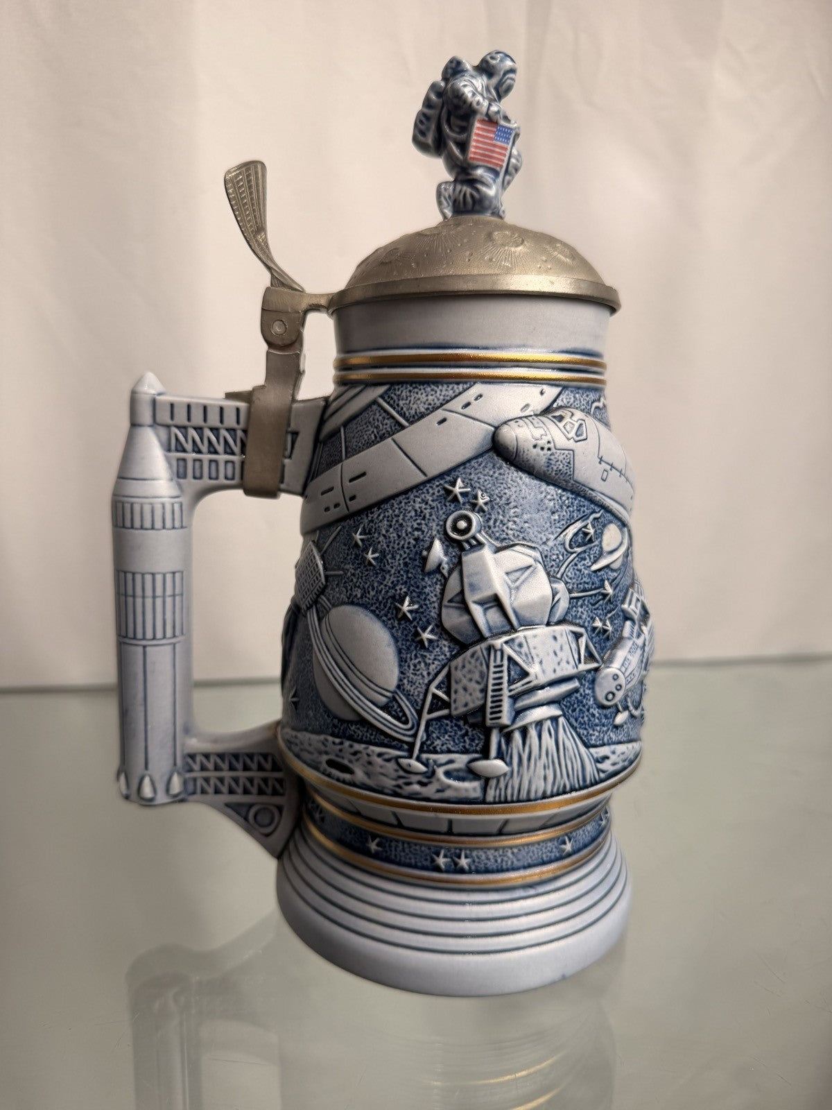 Space Exploration Lidded Stein Astronaut Lunar Lander Lid Collectible Tankard
