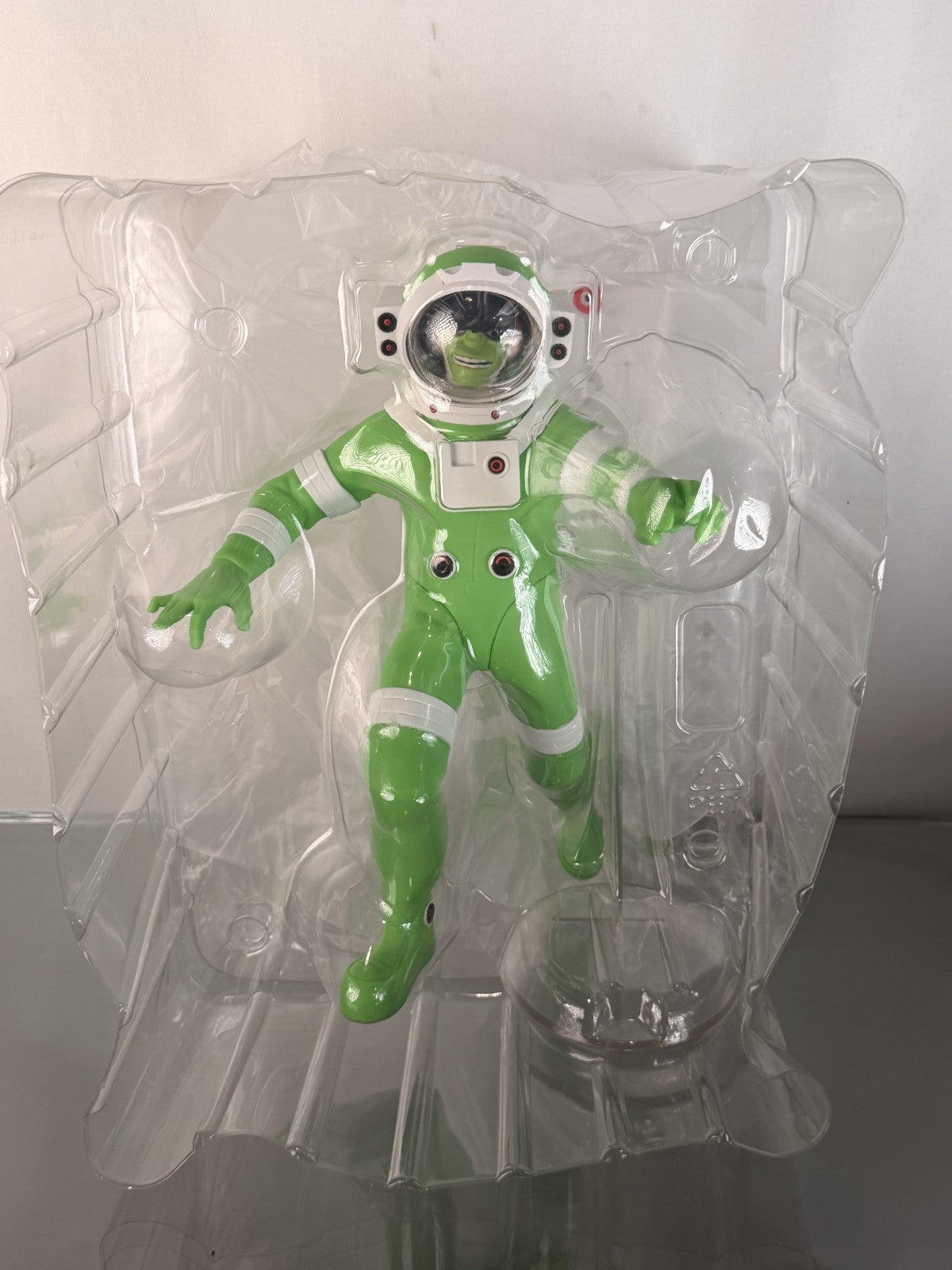 Superplastic Gorillaz Murdoc Niccals Cracker Island Spacesuit Vinyl Figure NIB