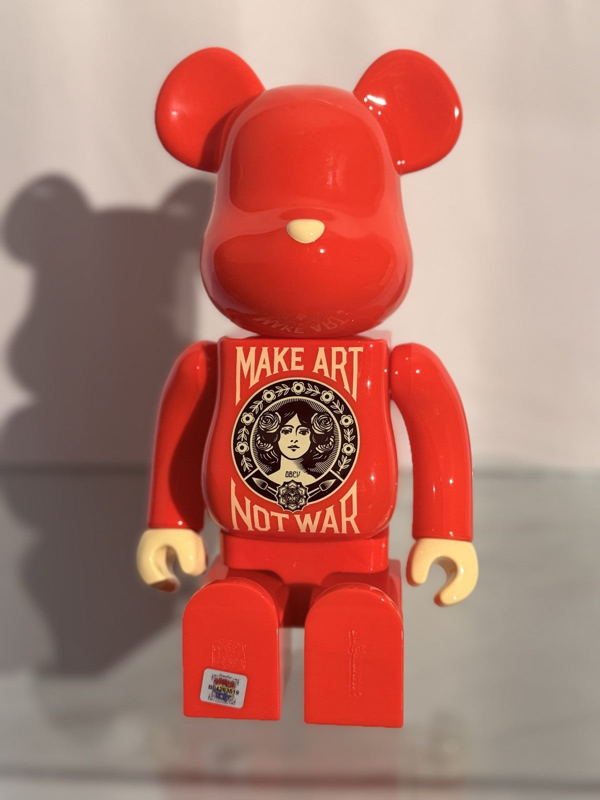 BE@RBRICK Shepard Fairey Make Art Not War 400% + 100% Set Red OBEY Medicom NIB