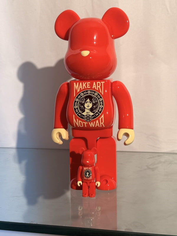 BE@RBRICK Shepard Fairey Make Art Not War 400% + 100% Set Red OBEY Medicom NIB