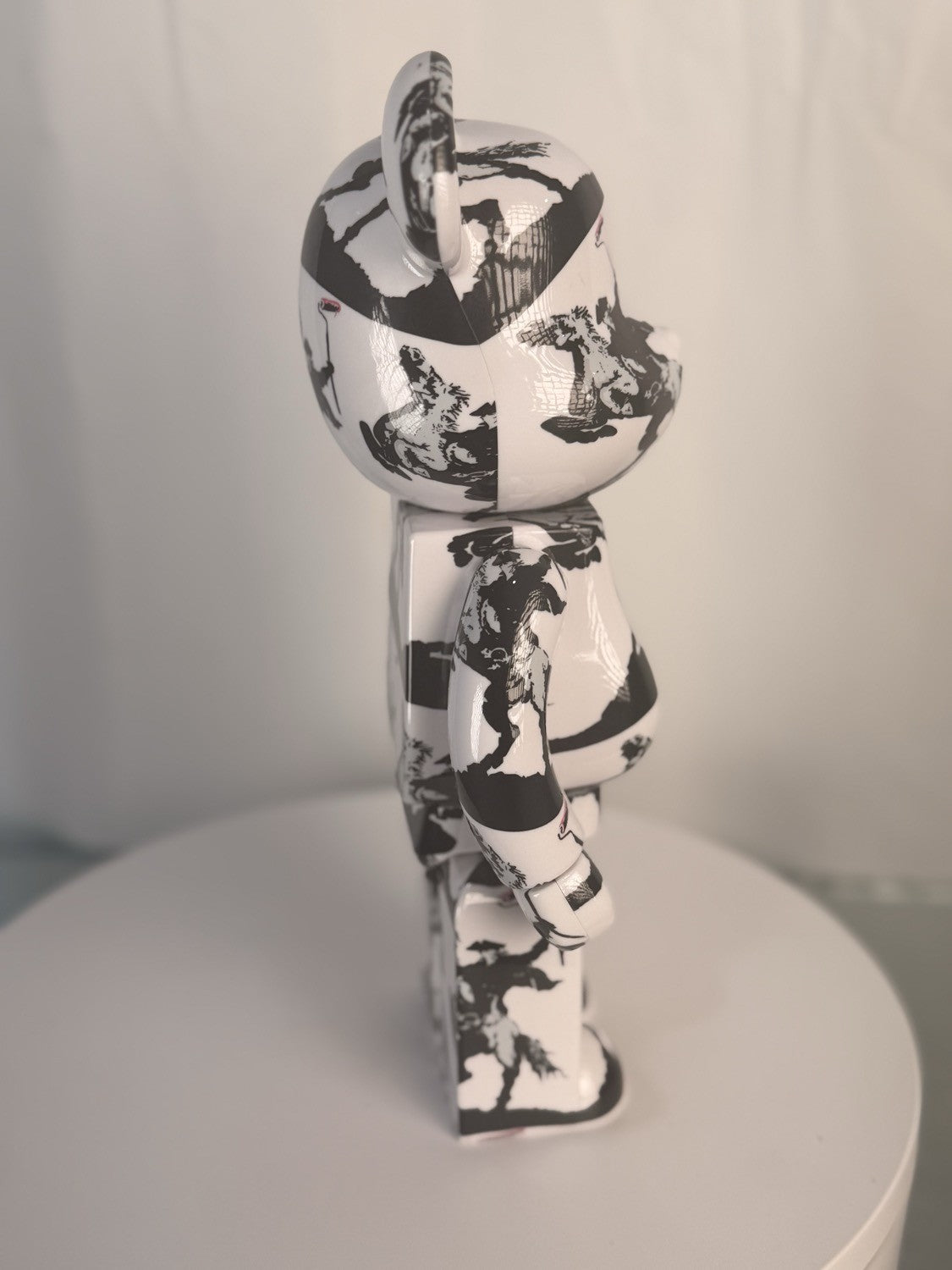 BE@RBRICK Brandalism Sync Banksy Medicom Toy Art Figure du-al.io Authenticated